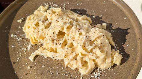 Receta de pasta con queso parmesano rallado