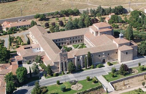 Monasterio de la Encarnación en Ávila, uno de los lugares vinculados a Santa Teresa