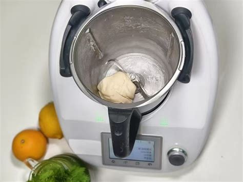 Thermomix TM31 preparando masa para empanadillas