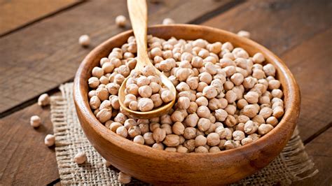 Garbanzos secos y harina de garbanzos