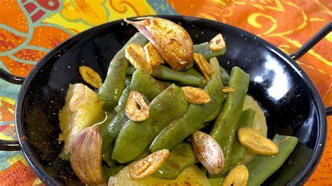 Plato de judías verdes al ajo arriero terminado