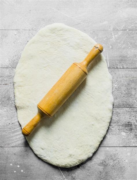 Masa extendida con relleno de canela