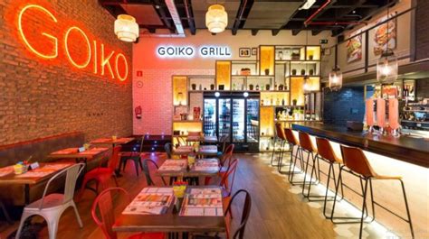 Interior del restaurante Goiko con clientes disfrutando de la comida