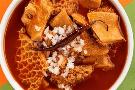 Plato de pancita de res servida