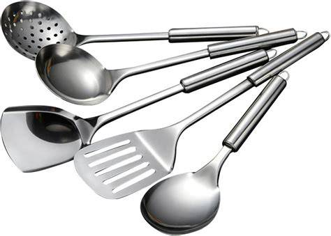 Utensilios de cocina para preparar huevos