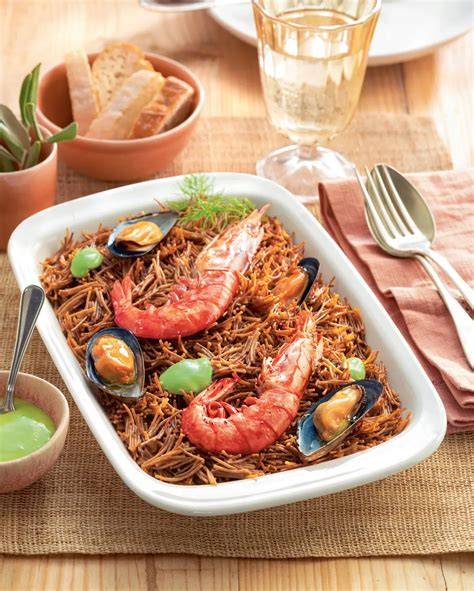 Ingredientes para fideuá con pavo y mejillones