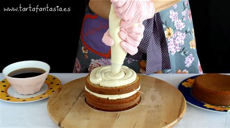Manga pastelera con ganache de chocolate blanco