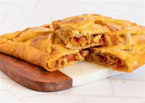 Empanada gallega tradicional