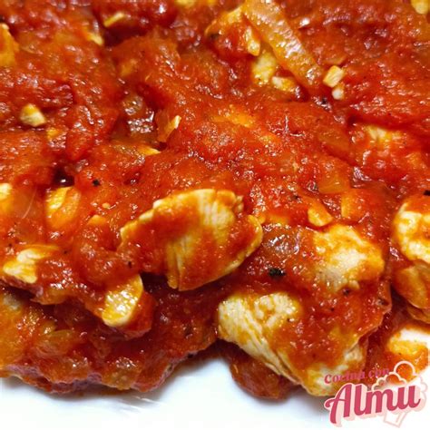 Solomillo de pavo en salsa de tomate