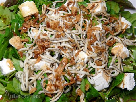Ensalada templada con gulas