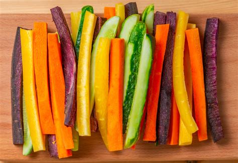 Verduras cortadas en juliana