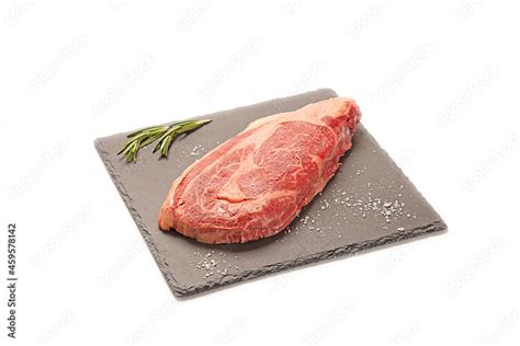 Sal gorda sobre un chuletón