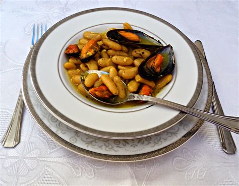 Plato de fabas con mejillones