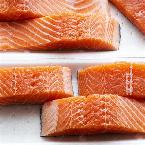 Salmón fresco listo para cocinar