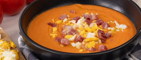 Thermomix preparando salmorejo