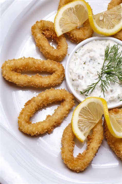 Calamares rebozados con limón