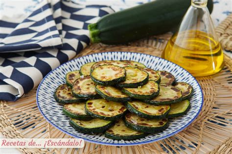 Calabacín a la plancha con hierbas aromáticas