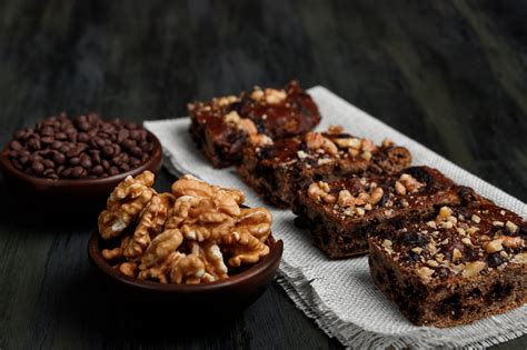 Brownie de calabacín con nueces