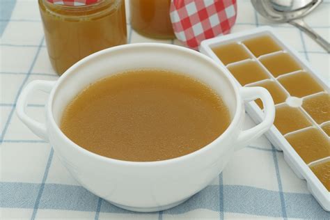 Ingredientes y preparación del caldo de carne casero
