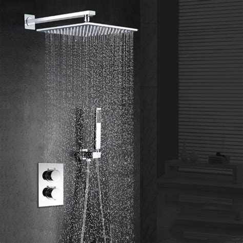 Diferentes tipos de alcachofas de ducha modernas