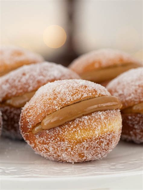 Bolas de fraile rellenas de dulce de leche