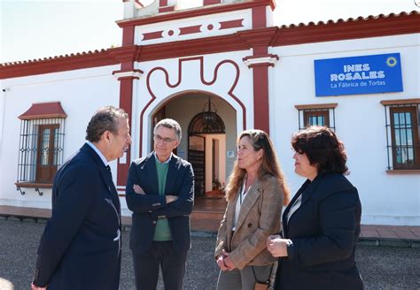 Edificio de la fábrica de Inés Rosales en Huévar del Aljarafe