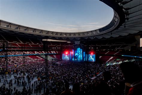 Estadio Metropolitano lleno durante el concierto de Natos y Waor