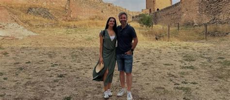 Inés Arrimadas leyendo un texto de Quim Torra