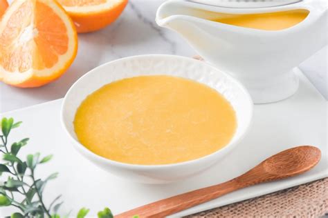 Preparación de salsa de naranja con maicena para espesar