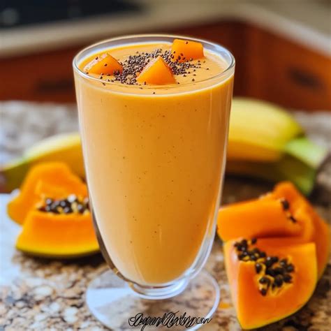 Varias combinaciones de batidos saludables con papaya