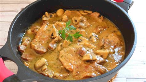 Filetes de cerdo a la cerveza con champiñones