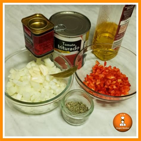 Ingredientes para el sofrito de manitas de cerdo
