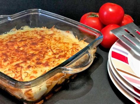 Espaguetis gratinados con queso y bechamel