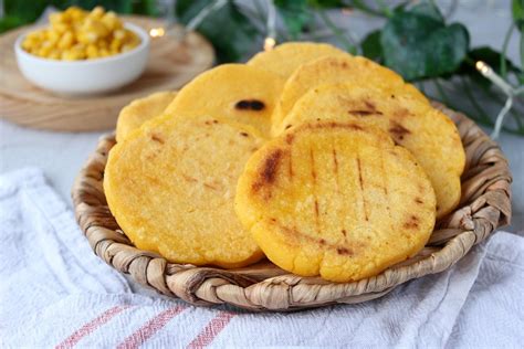 Arepas de maíz precocido