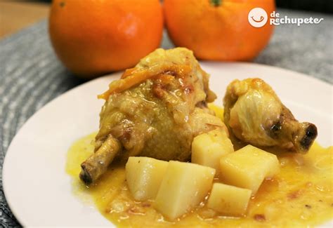 Plato de muslos de pollo a la naranja recién cocinado