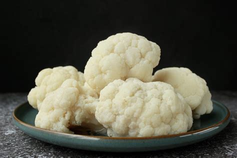 Proceso de triturado de la coliflor cocida
