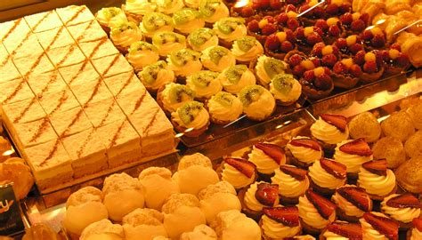 Surtido de productos de panadería y pastelería de El Birloque