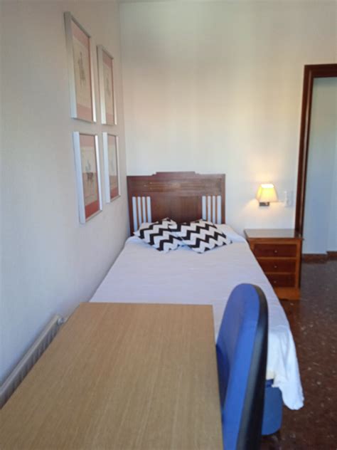 Habitación doble luminosa en El Herrero de Pollos