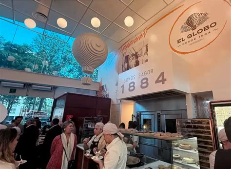Interior del nuevo local de El Globo en Plaza Nueva
