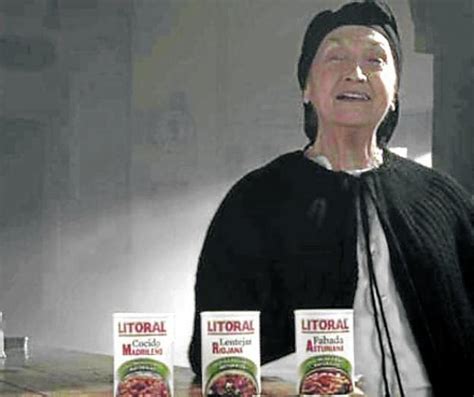 Antonia Cruells en un anuncio de Litoral