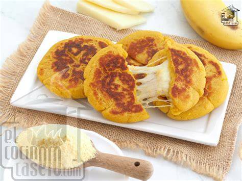 Tabla nutricional de arepas de plátano maduro con queso