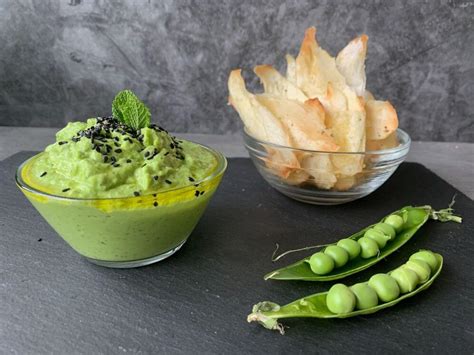 Untable de guisantes, menta y tahini con crudités