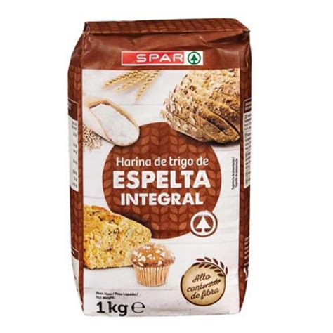 Harina de espelta integral en un bol