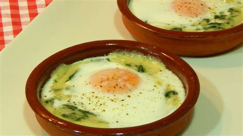 Huevos a la florentina gratinados