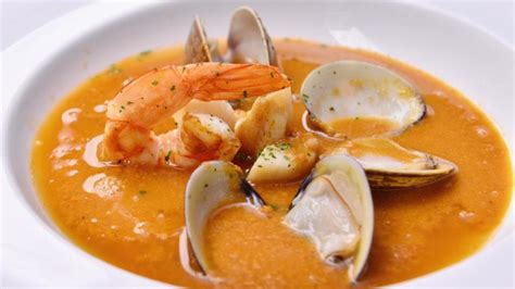Ingredientes para la crema de marisco