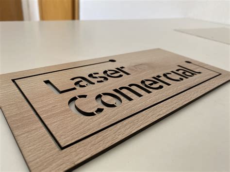 Trabajos de corte y grabado láser en diferentes materiales