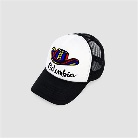 Comparación de gorras trucker con diferentes diseños de malla