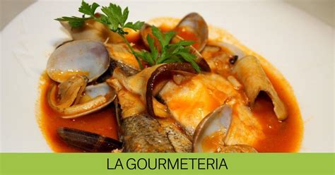 Guiso de merluza con boletus frescos y almejas