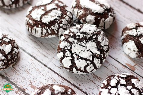 Galletas craqueladas de chocolate