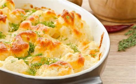 Coliflor gratinada con queso fundido